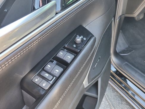 New 2026 Jeep Grand Wagoneer L Limited AWD/4WD image 15