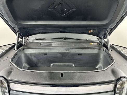 Used 2022 Rivian R1T Adventure image 21