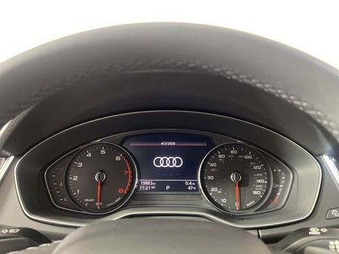 Used 2023 Audi Q5 2.0T Premium w/ Convenience Package image 23