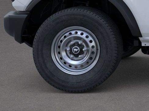 New 2025 Ford Bronco 4-Door image 21