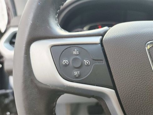 Used 2018 GMC Acadia SLT image 22