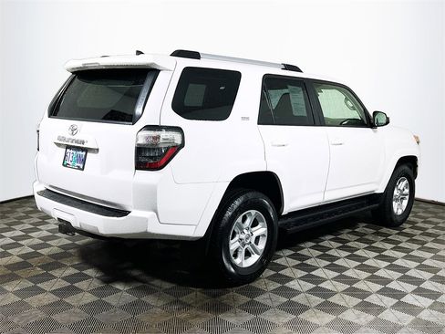 Certified 2020 Toyota 4Runner SR5 image 8