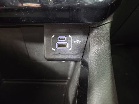 Used 2025 Jeep Compass Limited AWD/4WD image 28