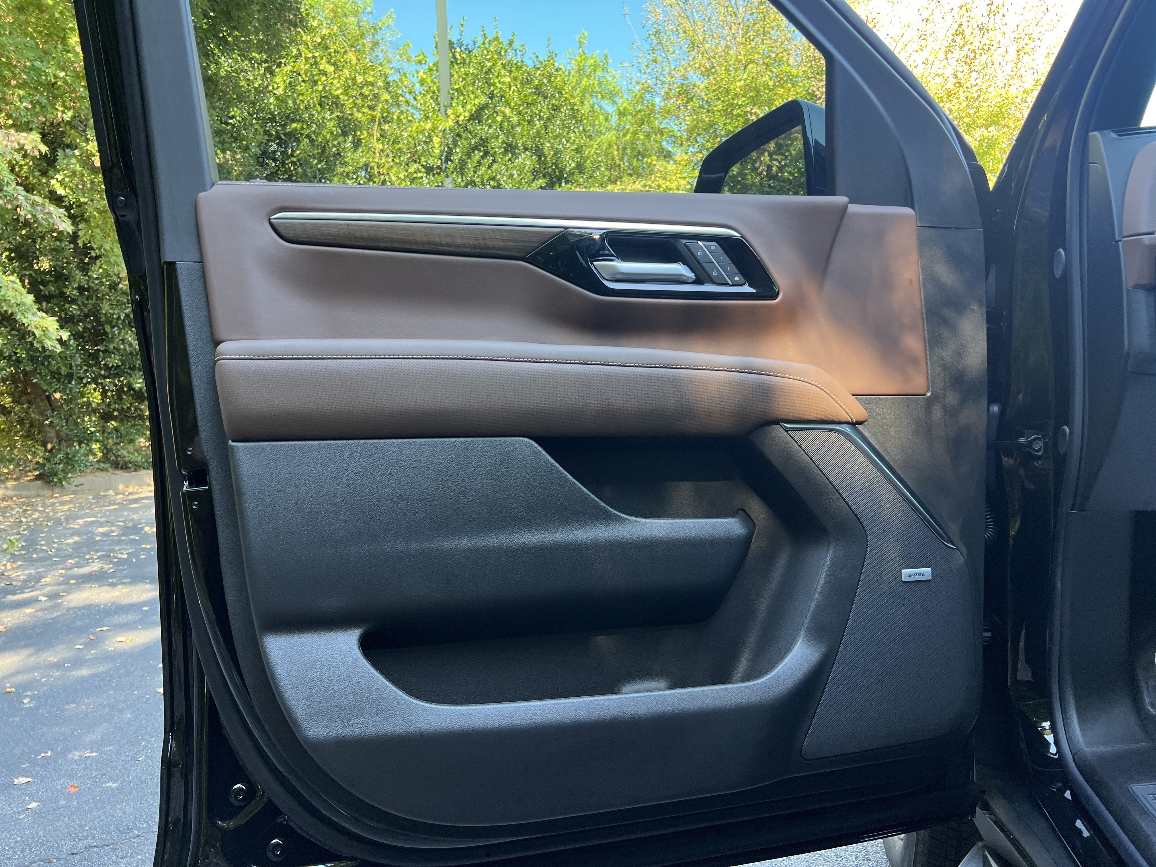 New 2026 Chevrolet Tahoe High Country w/ Sun And Tow Package AWD/4WD image 16