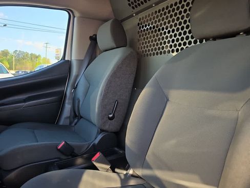 Used 2020 Nissan NV200 S FWD image 14