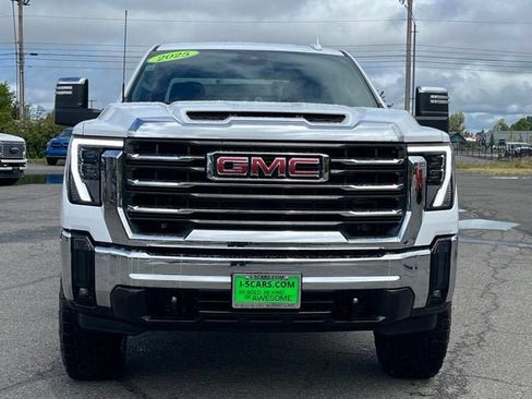 Used 2025 GMC Sierra 3500 SLT w/ X31 Off-Road Package AWD/4WD image 2