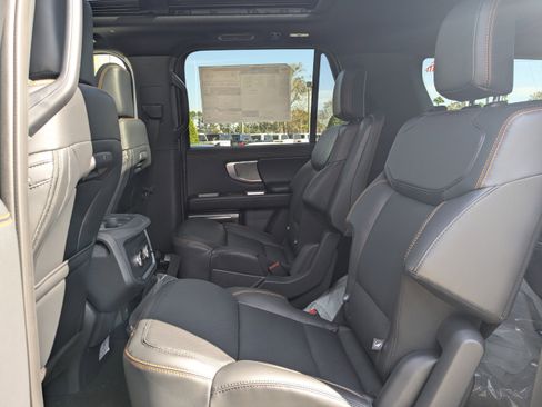 New 2025 Ford Expedition Tremor image 17