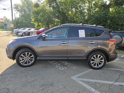 Used 2016 Toyota RAV4 Limited AWD/4WD image 4