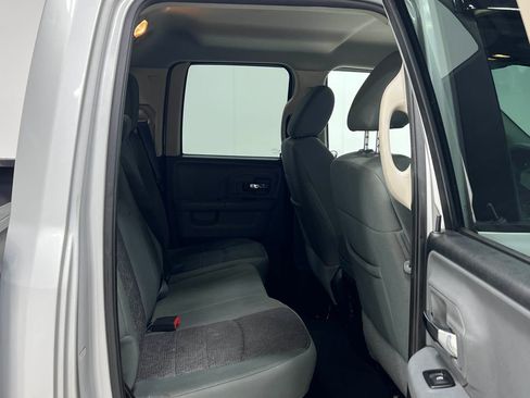 Used 2015 RAM 1500 Classic SLT w/ Luxury Group AWD/4WD image 29