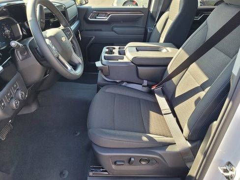 New 2026 Chevrolet Silverado 1500 LT AWD/4WD image 8
