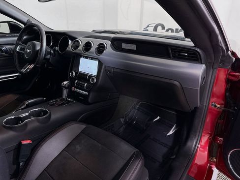 Used 2017 Ford Mustang GT Premium image 34