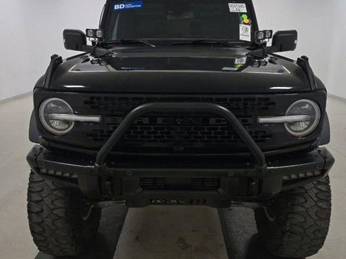 Used 2022 Ford Bronco Wildtrak image 2