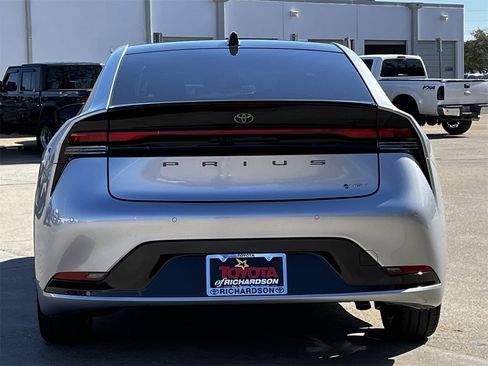 New 2026 Toyota Prius Limited image 5