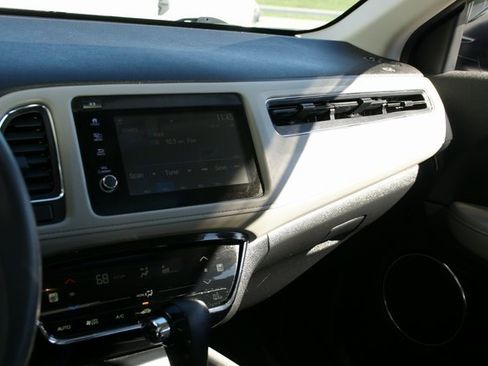 Used 2022 Honda HR-V EX image 17