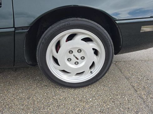 Used 1995 Chevrolet Corvette Coupe image 25