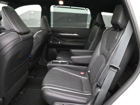 Used 2025 INFINITI QX60 Autograph w/ Cargo Package AWD/4WD image 27