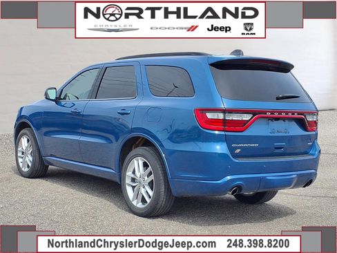 Used 2024 Dodge Durango GT image 2