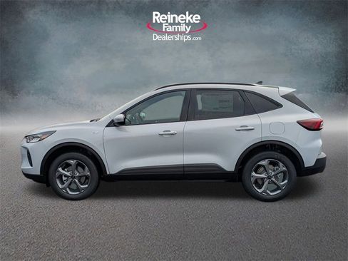 New 2026 Ford Escape ST-Line Select w/ Equipment Group 401A image 9