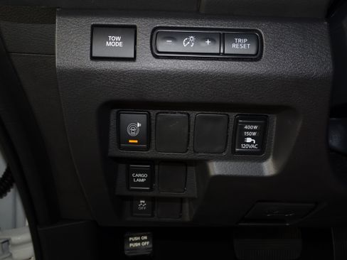 New 2026 Nissan Frontier SV w/ SV Convenience Package image 32