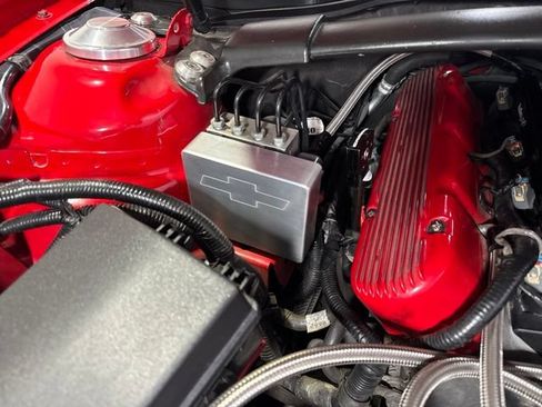 Used 2014 Chevrolet Camaro SS w/ SS Performance Package RWD image 12