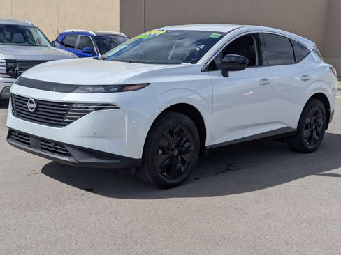 Used 2025 Nissan Murano SV image 5