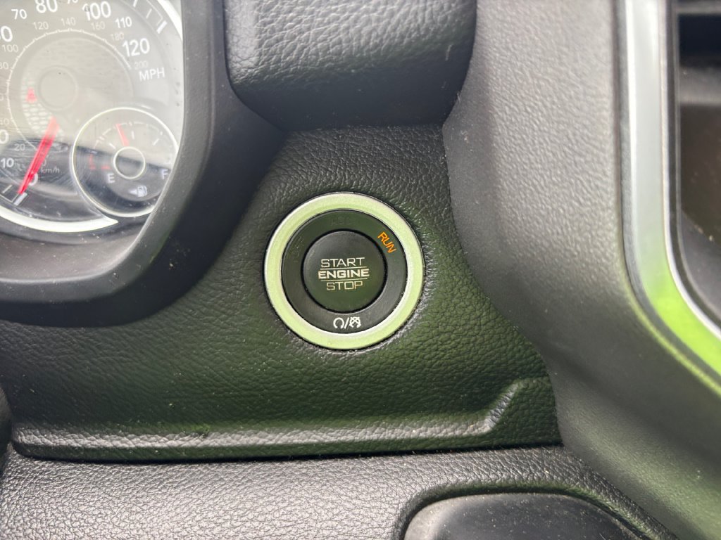 Used 2020 RAM 1500 Big Horn AWD/4WD image 25