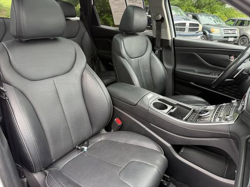 Used 2022 Hyundai Santa Fe Limited AWD/4WD image 18