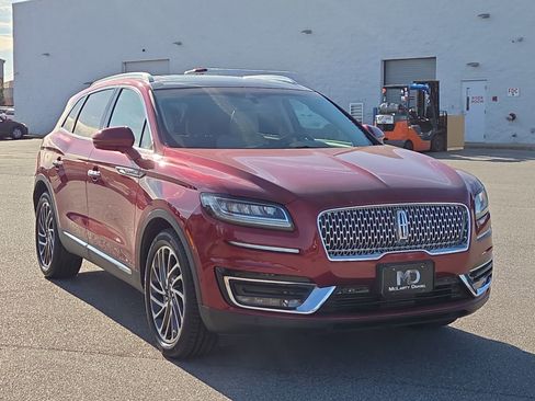 Used 2019 Lincoln Nautilus Reserve image 1