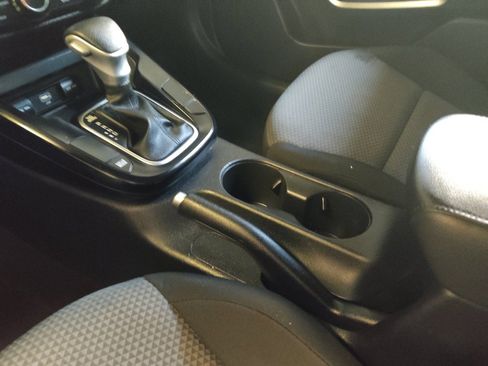 Used 2023 Kia Soul LX w/ LX Technology Package image 26