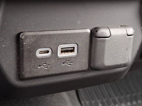 Certified 2022 Chevrolet Silverado 1500 Custom w/ Rally Edition image 24