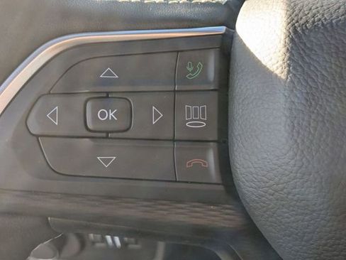 New 2025 Jeep Grand Cherokee Laredo X image 15