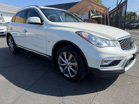 Used 2017 INFINITI QX50 Journey w/ Premium Package image 14