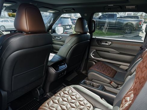 New 2026 Nissan Armada Platinum image 24