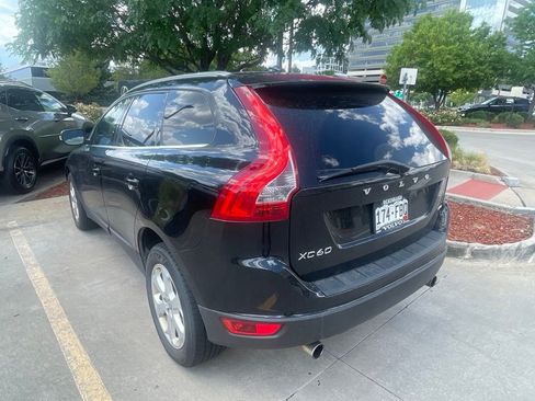 Used 2013 Volvo XC60 3.2 AWD/4WD image 3