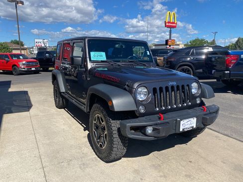 Used 2014 Jeep Wrangler Unlimited Rubicon AWD/4WD image 4