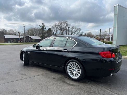 Used 2011 BMW 535i xDrive Sedan image 4