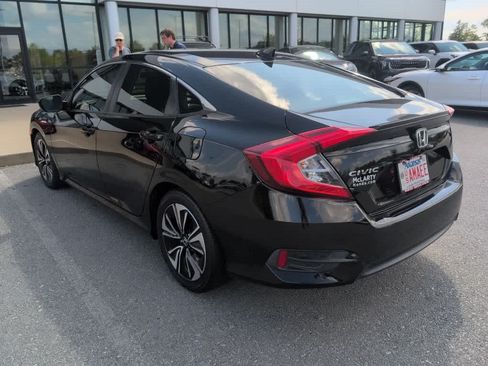 Used 2018 Honda Civic EX-T image 6