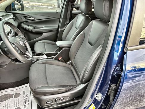 Certified 2022 Buick Encore GX Preferred w/ Cold Weather Comfort Package image 18