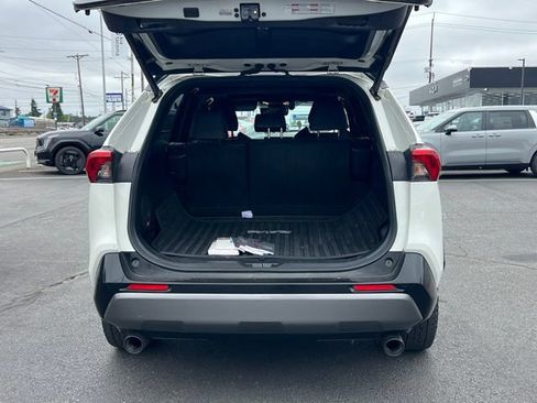 Used 2020 Toyota RAV4 XSE w/ XSE Grade Weather Package AWD/4WD image 12