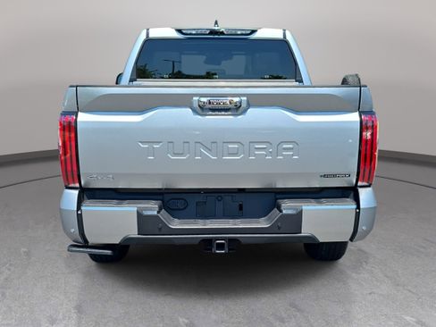 Used 2025 Toyota Tundra Limited AWD/4WD image 6