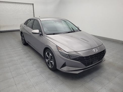 Used 2023 Hyundai Elantra SEL w/ Convenience Package FWD image 13