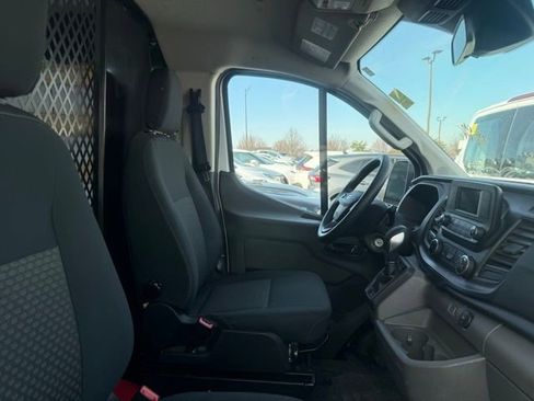 Used 2024 Ford Transit 250 Low Roof w/ Exterior Upgrade Package image 4