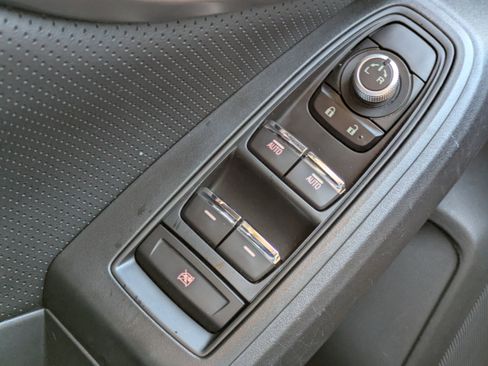 Used 2018 Subaru Crosstrek 2.0i Limited w/ Popular Package #3 image 21