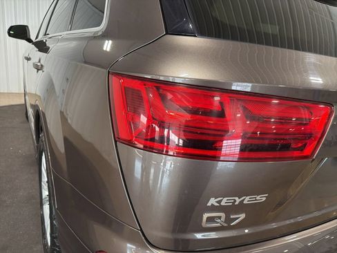Used 2017 Audi Q7 3.0T Premium Plus AWD/4WD image 15