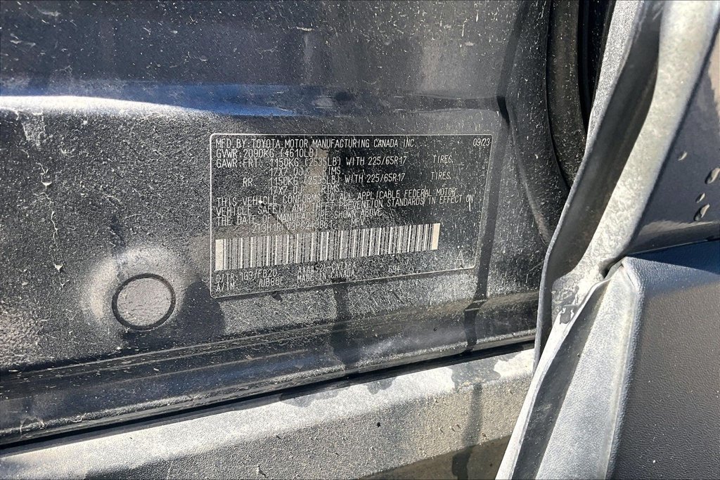 Used 2023 Toyota RAV4 LE FWD image 37