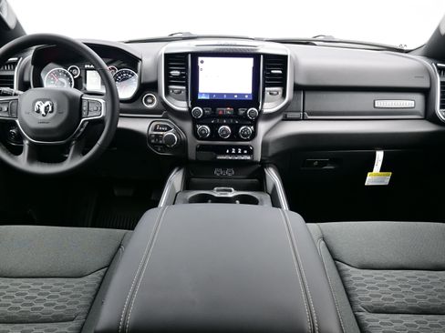 New 2026 RAM 1500 Big Horn w/ Night Edition image 9