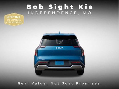 New 2026 Kia EV9 Wind image 5