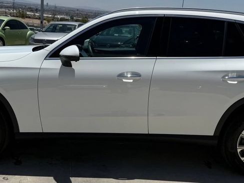 Used 2026 Mercedes-Benz GLC 300 4MATIC image 6