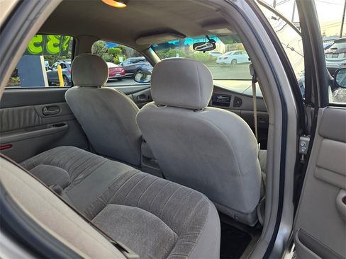 Used 2003 Buick Century Custom image 16