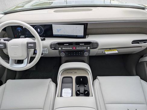 Used 2026 Hyundai Palisade SEL FWD image 18